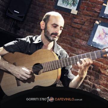 Ciclo de Guitarras / Pablo Kovacevich