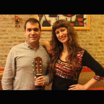 Andrea Bollof / Federico Vallejos: Tango en guitarra y voz