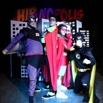 Hipnópolis, un musical de superhéroes que promueve la conciencia ecológica