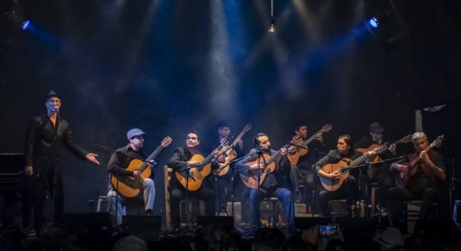 Guitarras del once presenta  -Tangos Inútiles-